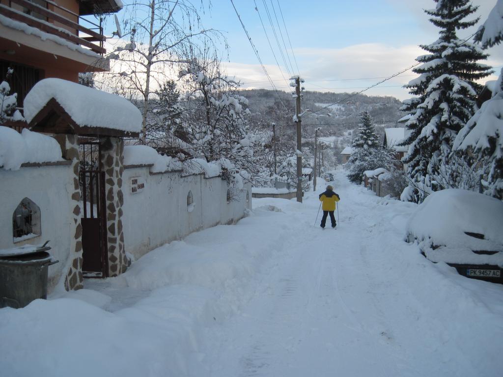 Hadjibulevata Guest House Kovachevtsi Екстер'єр фото