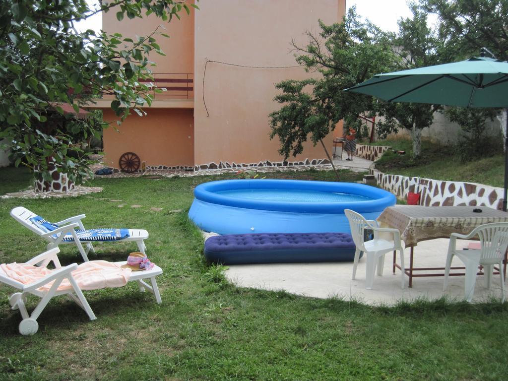 Hadjibulevata Guest House Kovachevtsi Екстер'єр фото